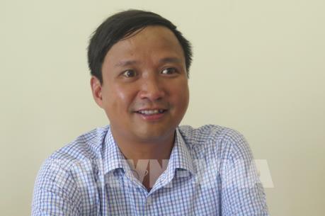 Sáng tạo lò đốt rác thải sinh hoạt tự nhiệt phân và tự sinh năng lượng