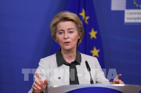 Chủ tịch EC chỉ trích Mỹ trừng phạt dự án "Dòng chảy phương Bắc 2"