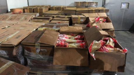 Phát hiện nhiều vụ buôn bán, vận chuyển thực phẩm nhập lậu