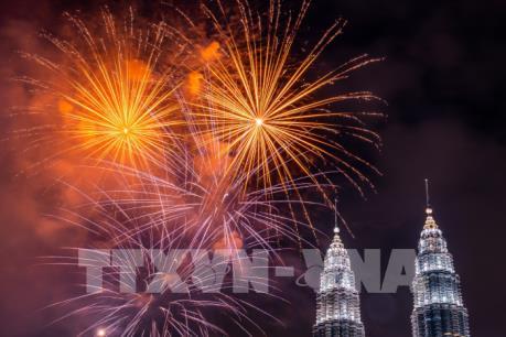 Thế giới chào Năm mới 2020