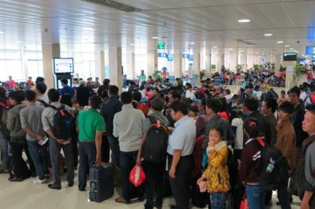Những kinh nghiệm cho hành khách đi máy bay dịp lễ Tết