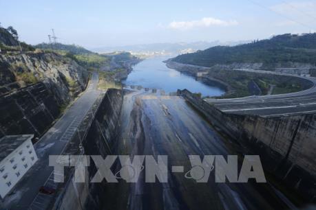 Thủy điện Hòa Bình chủ động điều tiết nước cho sản xuất điện
