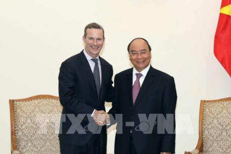 Thủ tướng Nguyễn Xuân Phúc tiếp Giám đốc điều hành Cơ quan Phát triển tài chính Hoa Kỳ