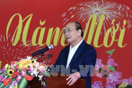 Thủ tướng Nguyễn Xuân Phúc gặp mặt cán bộ miền Trung