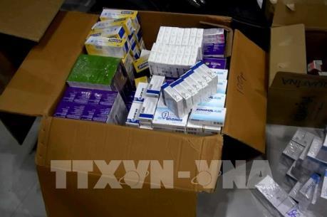 Thành phố Hồ Chí Minh phát hiện hơn 7.000 hộp tân dược nghi vấn
