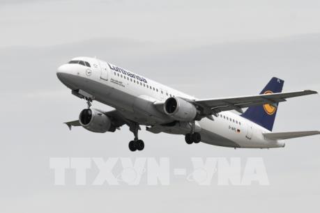 Lufthansa mất danh hiệu hãng hàng không chở khách lớn nhất châu Âu