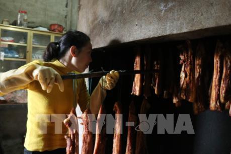 Du lịch Việt Nam: Đậm đà dư vị đặc sản "gác bếp" vùng cao Lào Cai