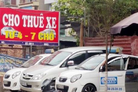 Thuê xe tự lái - trả giá gấp đôi ngày thường cũng không còn xe