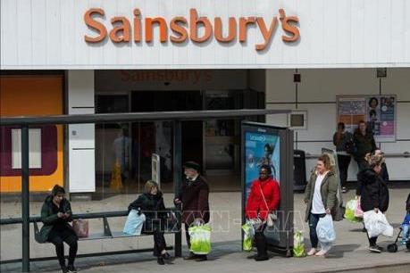 Người Anh chi 1,5 tỷ USD mua tạp phẩm online trong 4 tuần phong tỏa vì COVID-19