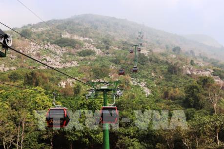 Khai trương tuyến cáp treo lên đỉnh núi Bà Đen Tây Ninh