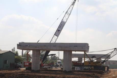 Công trường cao tốc Trung Lương - Mỹ Thuận dịp Tết Nguyên đán