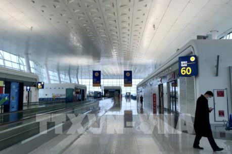 Nhiều địa phương Trung Quốc hạn chế giao thông do dịch bệnh viêm phổi