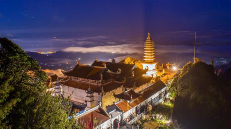 Lào Cai mở cổng trời Fansipan 2020 