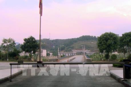 Lào Cai phát hiện 21 trường hợp sốt qua máy soi thân nhiệt tại cửa khẩu