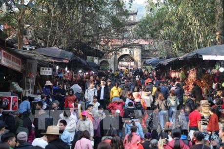 Đề nghị tạm dừng các lễ hội chưa khai mạc