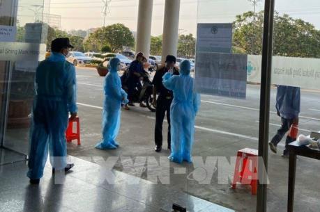 Dịch do virus Corona: Doanh nghiệp phòng dịch ngay từ cổng nhà máy