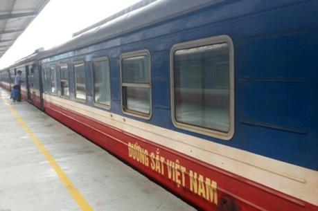 Dịch viêm đường hô hấp cấp do nCoV: Đường sắt vắng khách