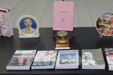 Bạn bè Canada đánh giá cao vai trò lãnh đạo của Đảng Cộng sản Việt Nam