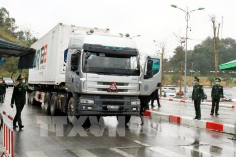 Trung Quốc lùi thời gian khôi phục hoạt động trao đổi hàng hóa cư dân biên giới