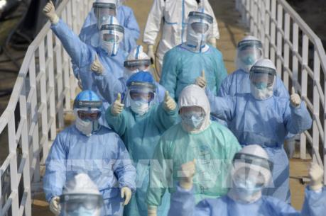 Trung Quốc công bố chính sách tín dụng và miễn thuế chống dịch 