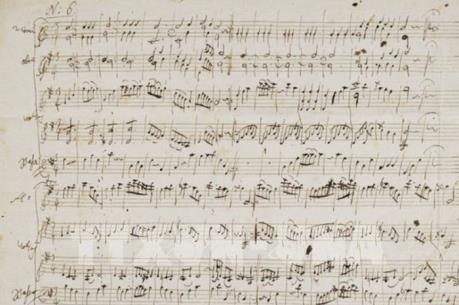 Kỷ lục đấu giá bản nhạc của thiên tài Mozart