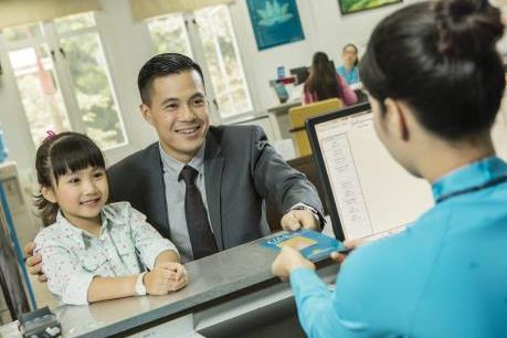 Dịch do virus Corona: Vietnam Airlines miễn phí đổi vé cho học sinh, sinh viên