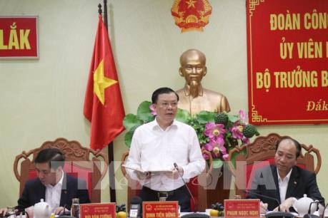 Bộ trưởng Bộ Tài chính Đinh Tiến Dũng làm việc tại tỉnh Đắk Lắk