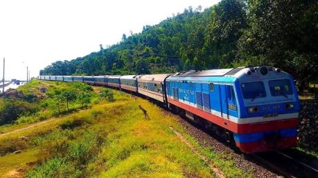 Thẩm định Báo cáo nghiên cứu tiền khả thi đường sắt tốc độ cao Bắc-Nam