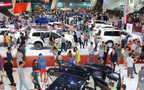 Doanh nghiệp nhập khẩu ô tô có bản đồ vi phạm chủ quyền: Tạm dừng giấy phép kinh doanh