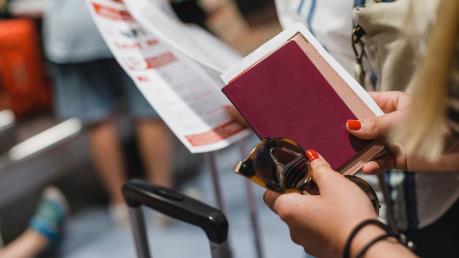 Anh sẽ từ chối thị thực đối với lao động trình độ thấp