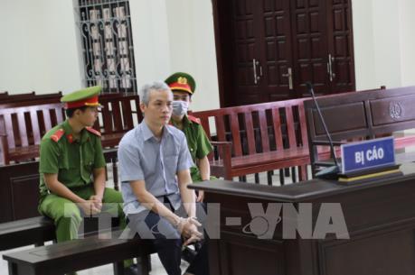 Nguyên Phó Viện trưởng Viện Kiểm sát nhận án 5 năm tù vì ăn hối lộ