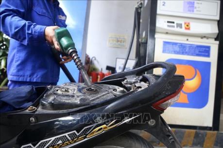 Xử lý hành vi gian lận thương mại trong lĩnh vực xăng dầu, dầu khí và khí