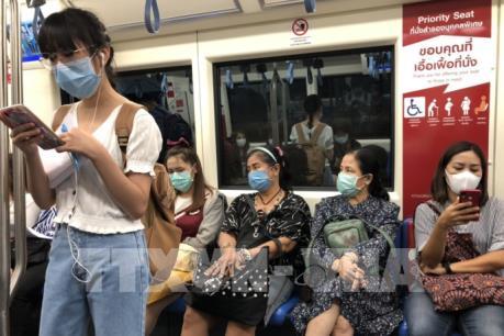 Dịch  COVID-19: Mỗi người xuất cảnh khỏi Thái Lan chỉ được phép mang 30 khẩu trang