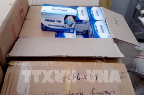Bắt giữ vụ xuất lậu khẩu trang y tế và tân dược số lượng lớn sang Campuchia