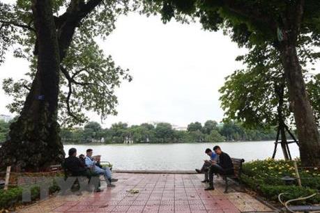 Dự báo thời tiết hôm nay 26/2: Miền Bắc nắng ấm, miền Nam khô nóng