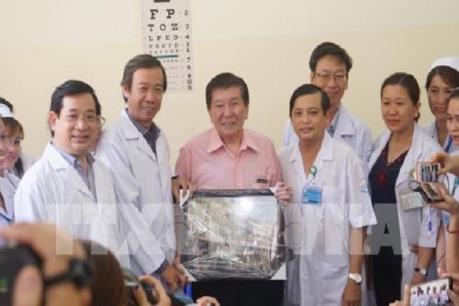 Dịch COVID-19 - Bài 2: Tình người bên trong khu cách ly