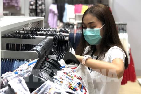 Chính phủ Thái Lan nắm quyền kiểm soát hoạt động sản xuất khẩu trang