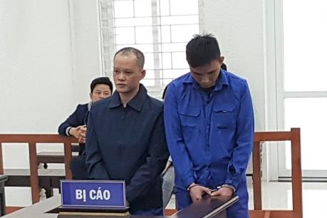 Án phạt cho đối tượng cướp giật của người giao dịch tại ngân hàng