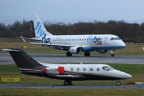 Hãng hàng không Flybe của Anh tuyên bố phá sản