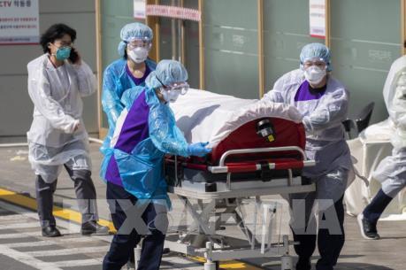 Không gian xung quanh bệnh nhân nhiễm virus SARS-CoV-2 nguy hiểm nhất