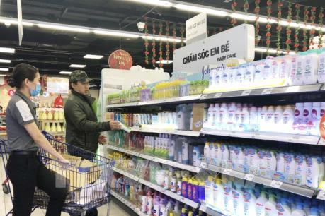 Nhà bán lẻ chạy đua "siêu ưu đãi" dịp 8/3