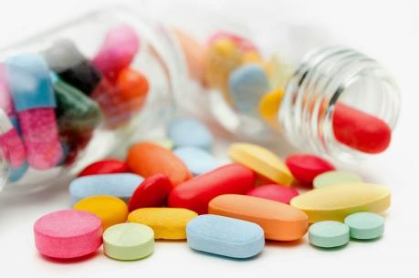 "Tuýt còi" các công ty dược thổi phồng hiệu quả thuốc điều trị COVID-19