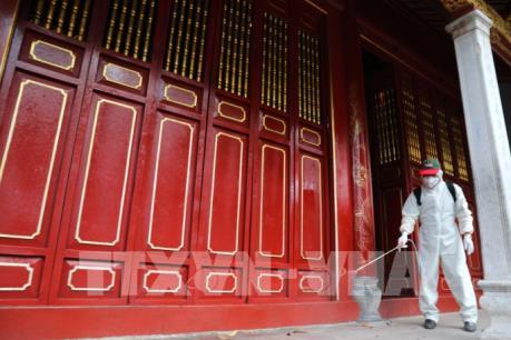 Hà Nội đóng cửa di tích lịch sử, quán bar, karaoke đến hết tháng 3