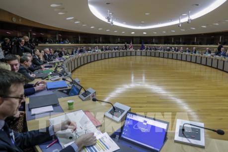 Hủy đàm phán thương mại vòng 2 hậu Brexit do lo ngại COVID-19