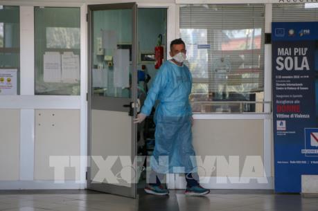Hệ thống y tế EU có nguy cơ quá tải do dịch COVID-19