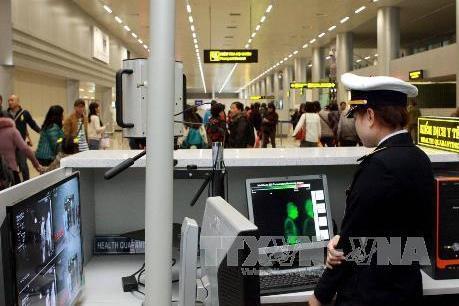 Việt Nam yêu cầu người nước ngoài thực hiện nghiêm việc đeo khẩu trang