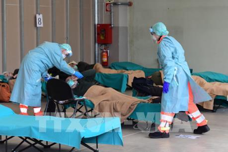 Tổng số ca nhiễm COVID-19 trên toàn cầu vượt mốc 200.000 người