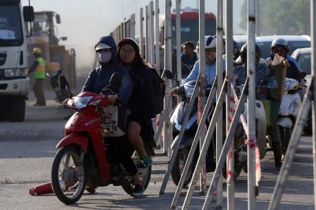 Từ 17/3, rào chắn đường Nguyễn Văn Huyên để xây dựng cầu vượt