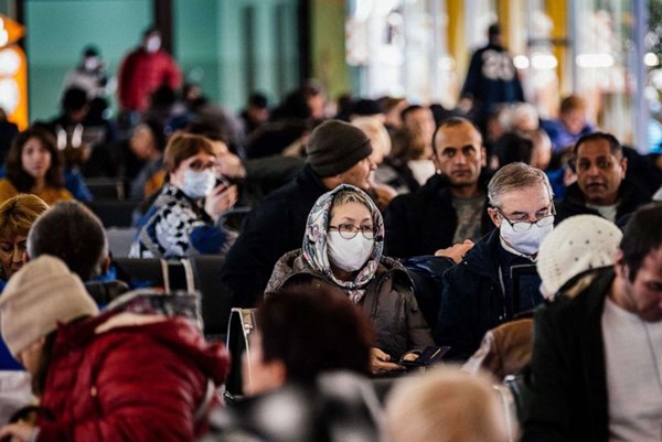 Dịch COVID-19: Nga sẽ hỗ trợ nền kinh tế và người dân khi cần thiết