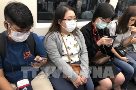 Doanh nghiệp Trung Quốc đẩy mạnh sản xuất vải làm khẩu trang y tế